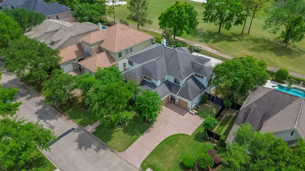11819 Legend Manor DR, Houston, TX 77082