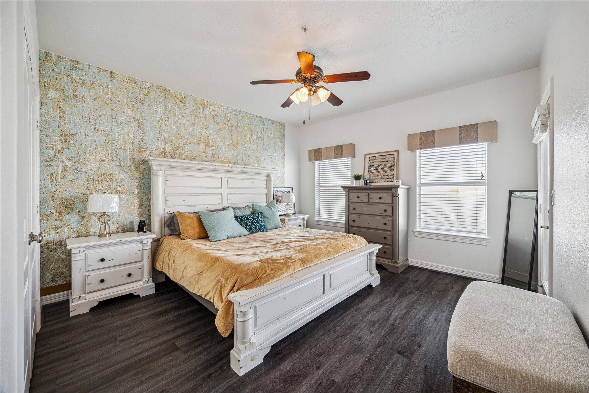 Willis, TX 77318,7037 Kingston Cove Ln #315