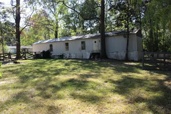 370 Hickory Creek DR,  Shepherd,  TX 77371