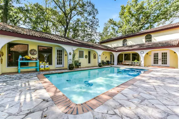 Conroe, TX 77302,716 Evergreen LN