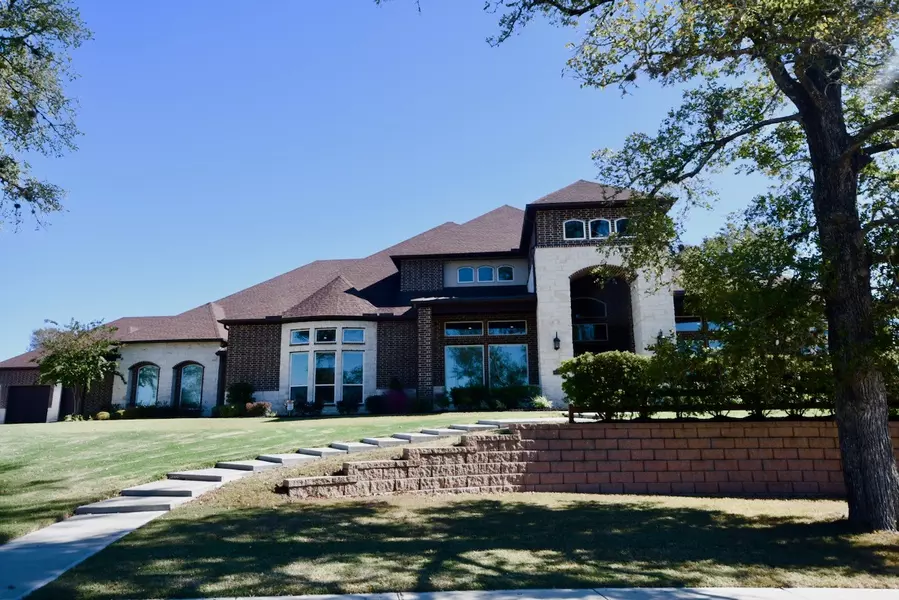 8326 Woods Hollow TRL, Fulshear, TX 77406