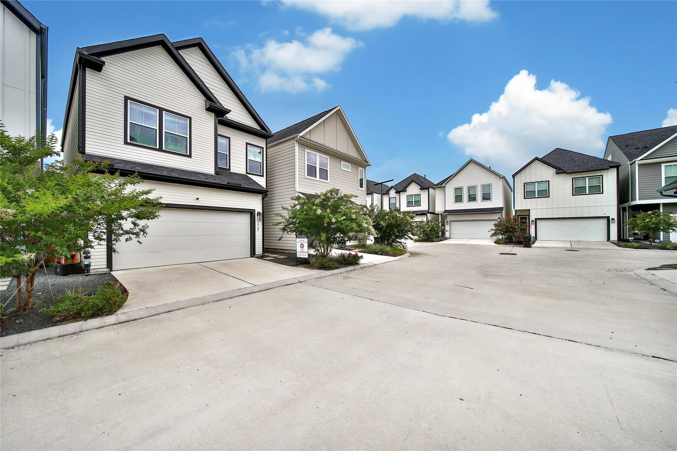 Houston, TX 77076,6727 Parker Oaks LN