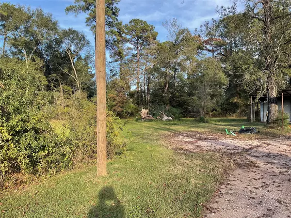 New Caney, TX 77357,23701 Vick Dr / 22401 Russell DR