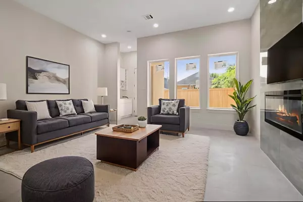 Houston, TX 77007,5117 Schuler ST #A