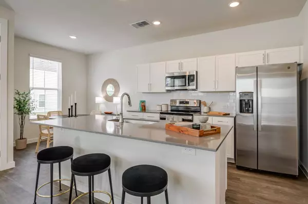 Cedar Hill, TX 75104,801 Bluestem WAY #209W