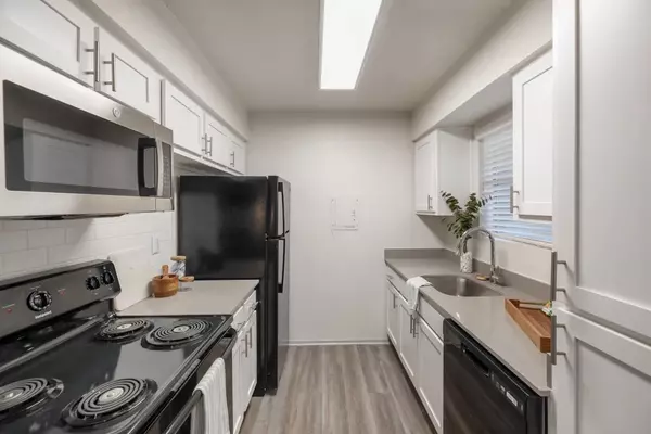 Houston, TX 77099,11715 S Glen DR #1223-2