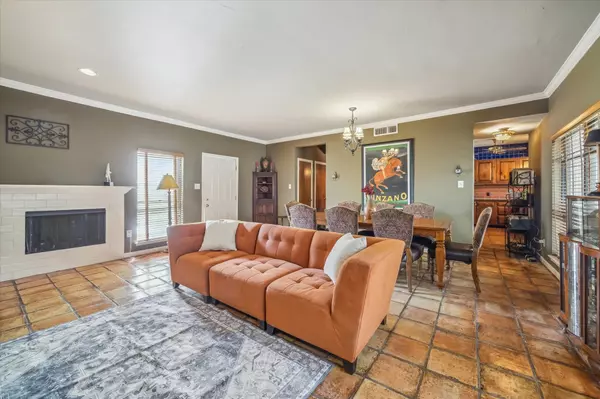 Houston, TX 77006,402 Tuam ST #4