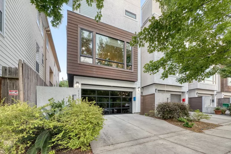 Houston, TX 77019,1201 Peveto ST