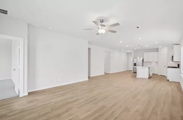 Texas City, TX 77591,3300 Memorial WAY