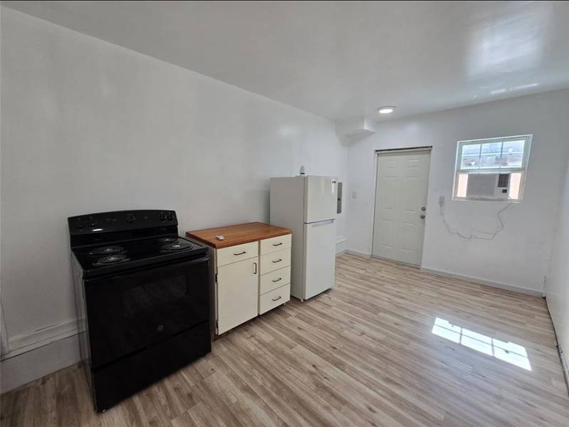 3125 Illinois ST #C, Baytown, TX 77520