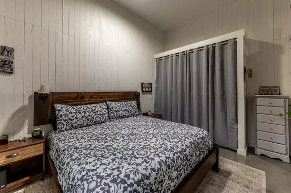 Trinity, TX 75862,245 Blackjack Oak DR