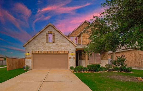 3607 Bartlett Way DR, Pearland, TX 77581