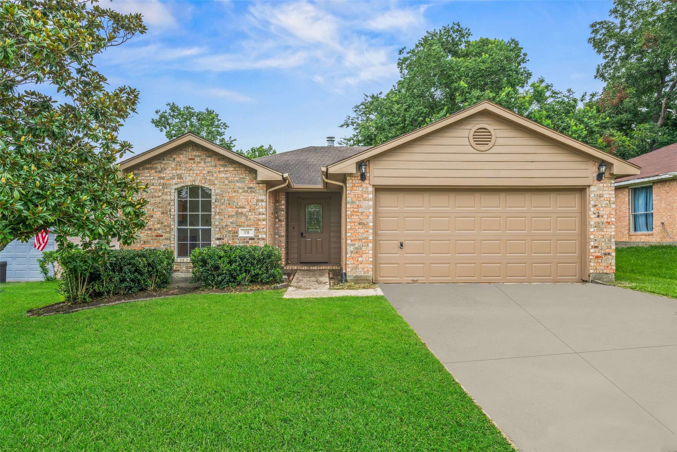 331 Lake View DR, Montgomery, TX 77356