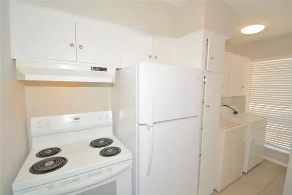 Houston, TX 77057,2121 Fountain View DR #18