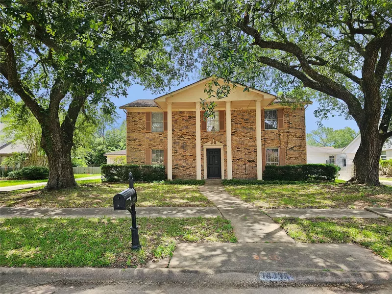 16438 Glenshannon DR, Houston, TX 77059