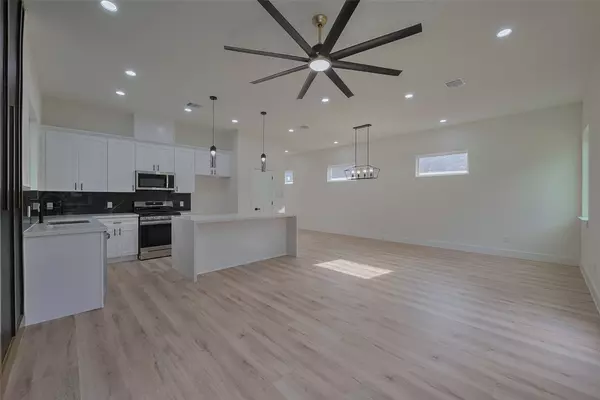 Houston, TX 77091,2422 Dalview ST