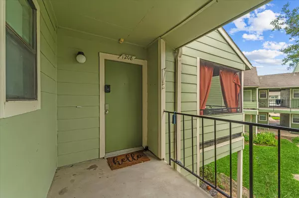 Houston, TX 77069,14777 Wunderlich DR #1208