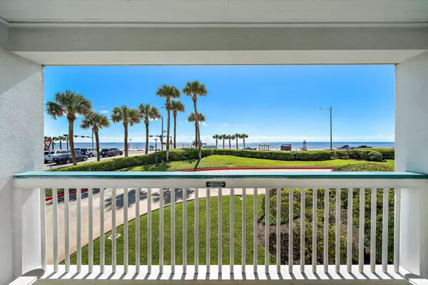 6102 Seawall BLVD #104, Galveston, TX 77551