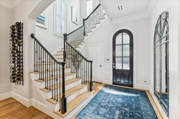 Bellaire, TX 77401,5404 Alder CIR