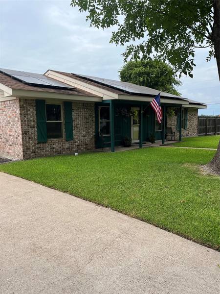 1707 Shawnee ST, Navasota, TX 77868