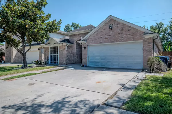 1411 Clear Valley DR, Houston, TX 77014