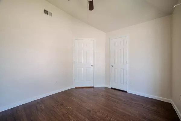 Houston, TX 77014,1411 Clear Valley DR