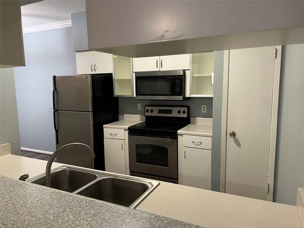 8100 Cambridge ST #129, Houston, TX 77054