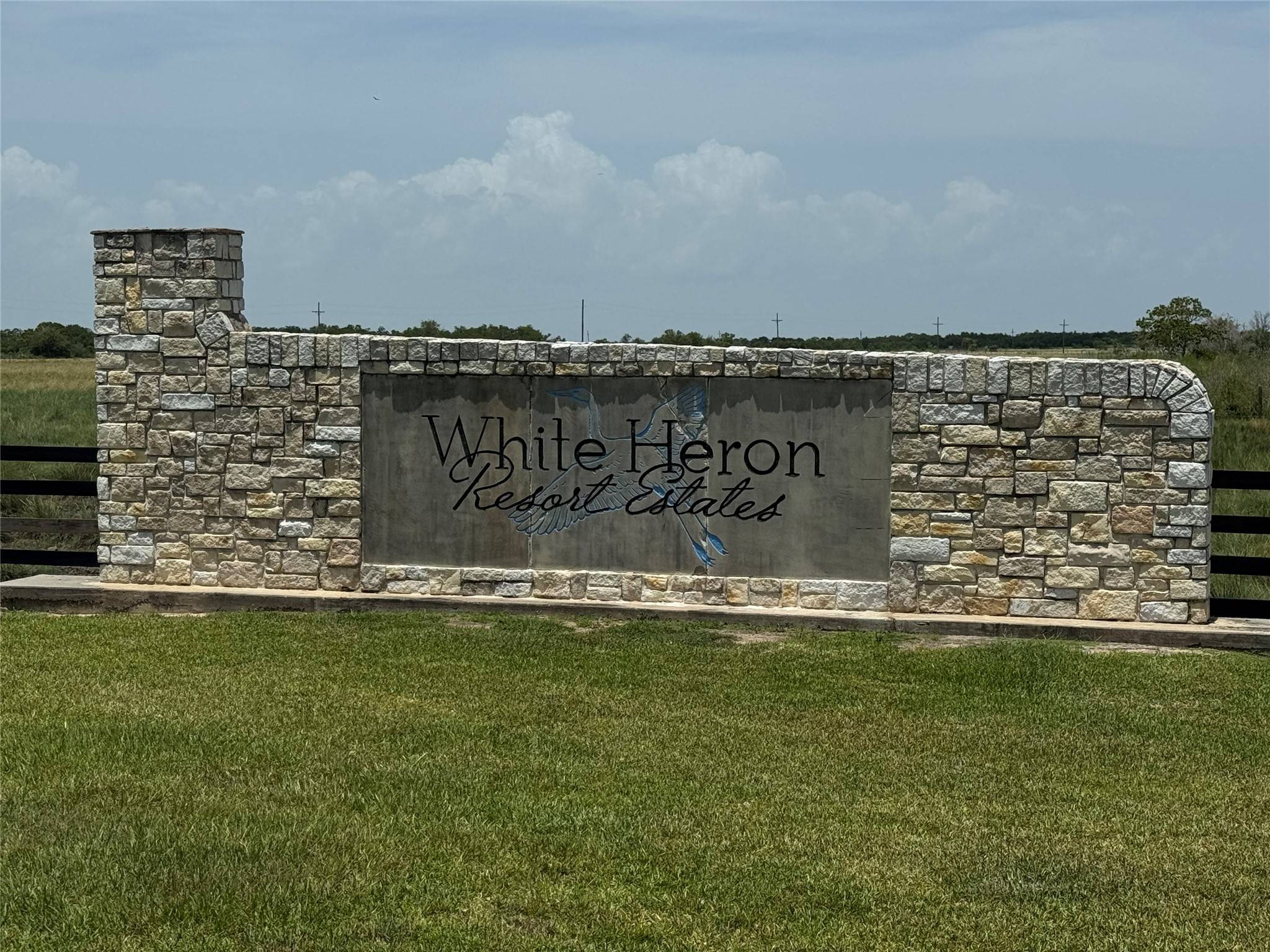16 6 & 17 6 Mallard LN, Anahuac, TX 77514