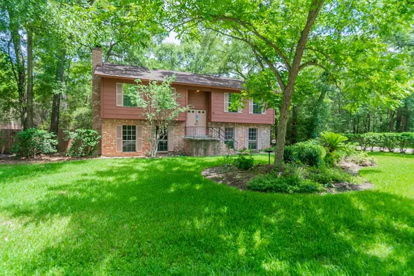 17 Kittiwake CT,  Spring,  TX 77380
