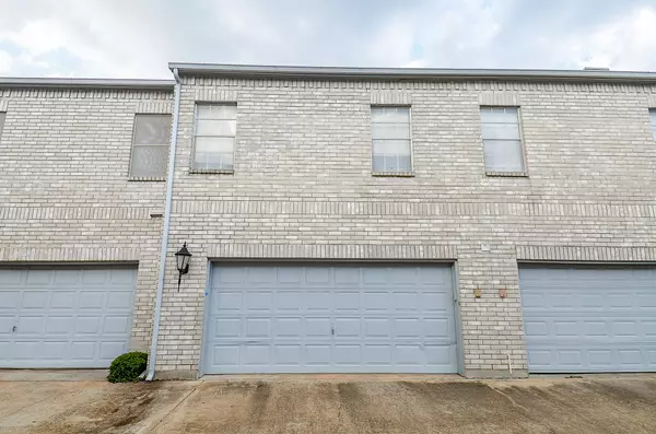 Houston, TX 77042,324 Wilcrest DR #324