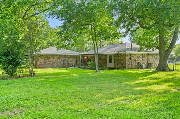 Pearland, TX 77581,12710 Midlane Dr