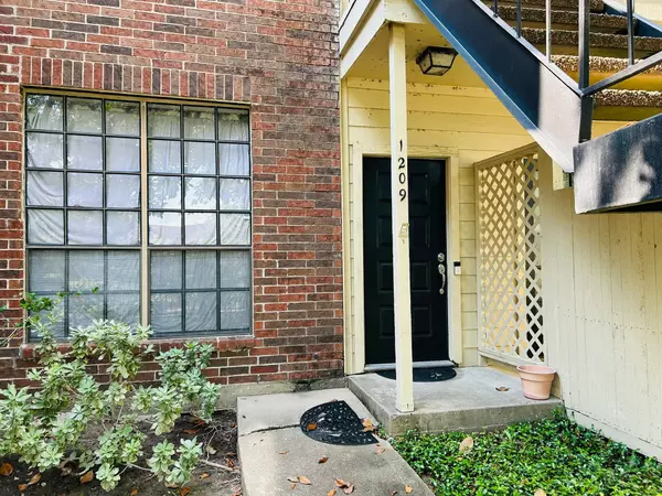 Houston, TX 77054,2121 El Paseo ST #1209