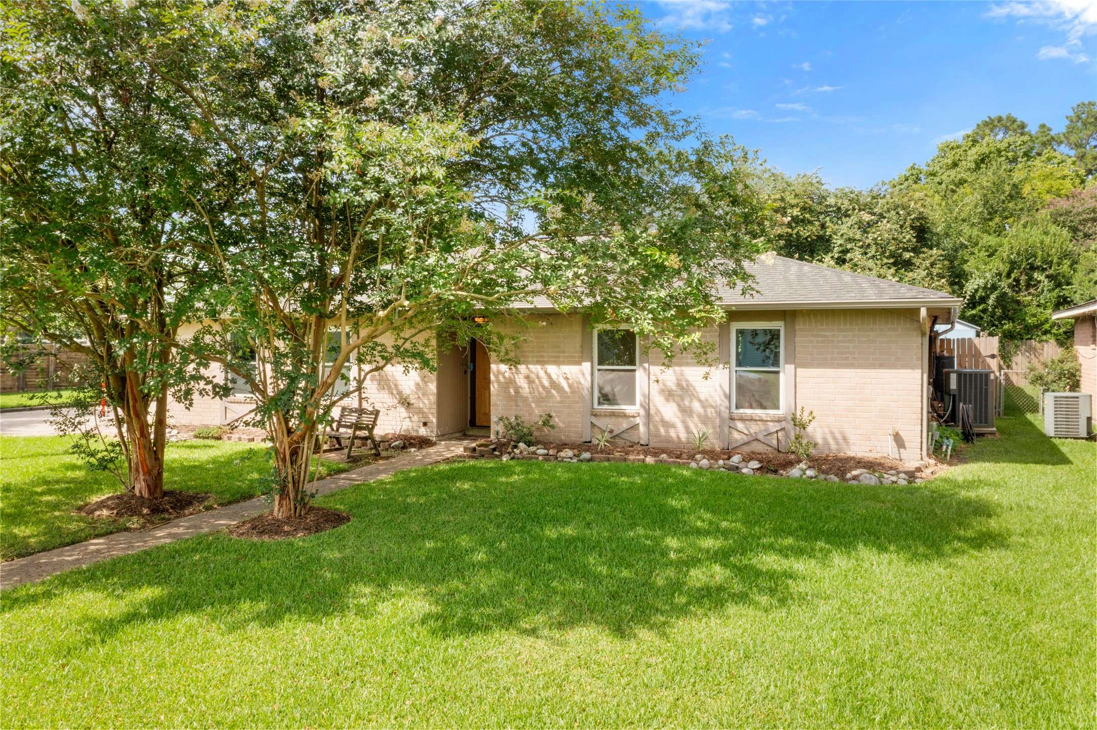Friendswood, TX 77546,16738 Forest Bend AVE
