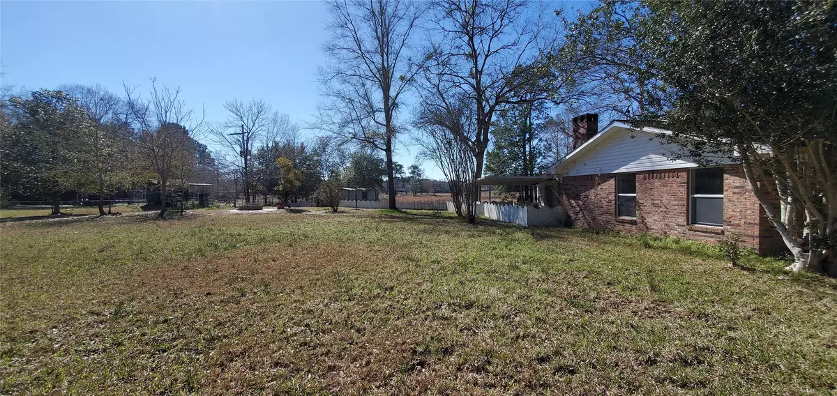 Village Mills, TX 77663,215 Cypress Bend DR