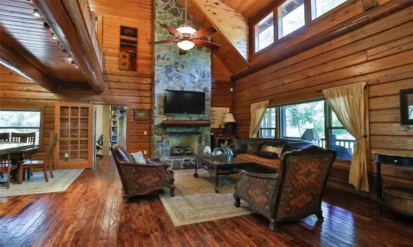 76 Heron HVN,  Cleveland,  TX 77327