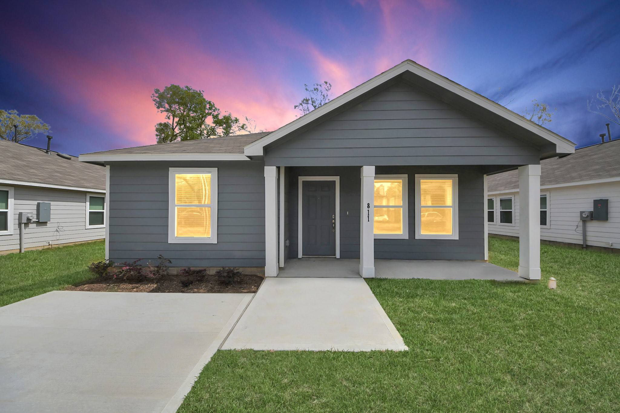 811 Jefferson Ave, Cleveland, TX 77327