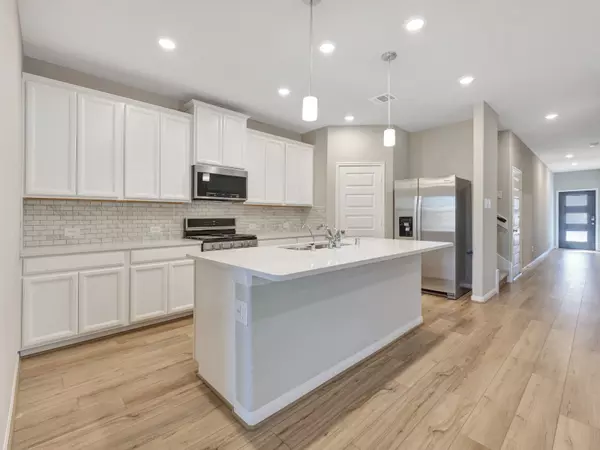 410 Gram Hill DR, Montgomery, TX 77316