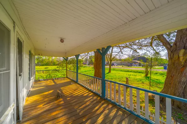Hull, TX 77564,6281 FM 834