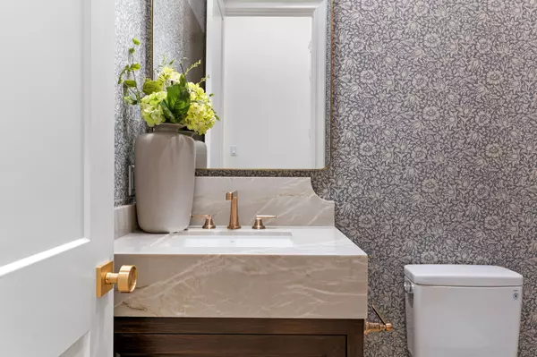 Houston, TX 77005,3907 Childress ST