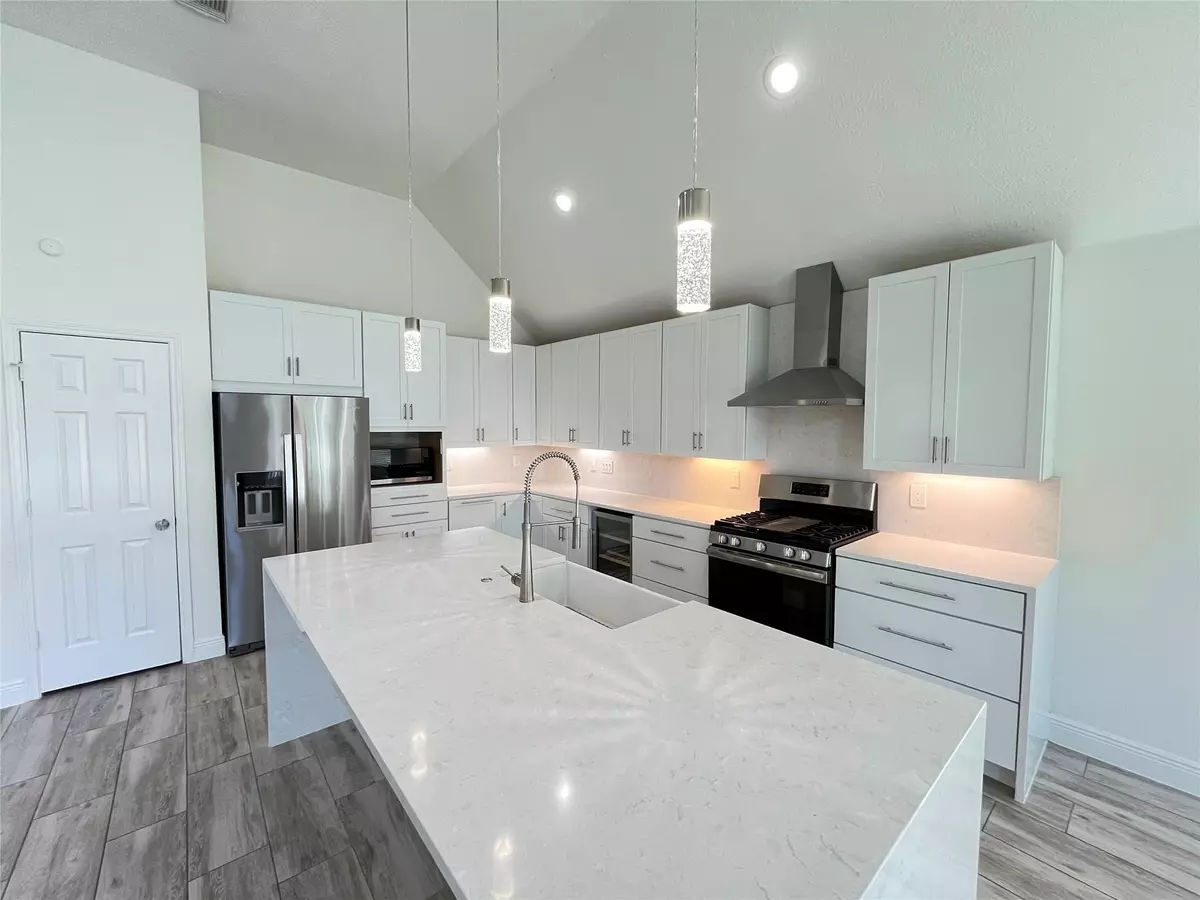 Conroe, TX 77385,106 N Rambling Ridge PL