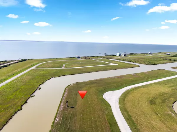 Palacios, TX 77465,3003 Peninsula Point DR