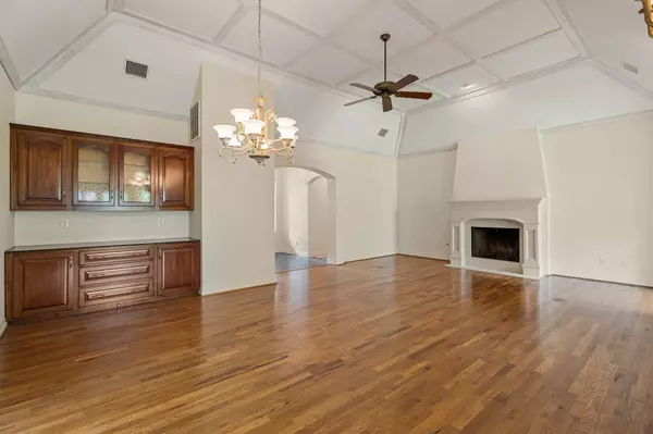 Friendswood, TX 77546,1008 Mustang DR