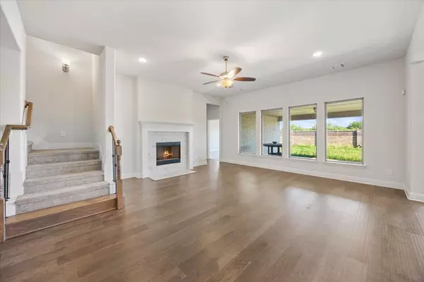 Burleson, TX 76028,2716 Richard ST