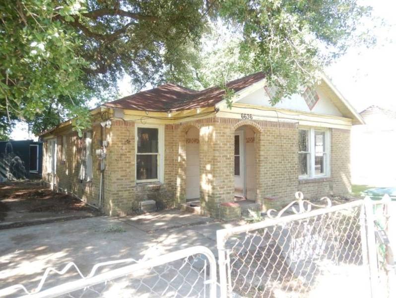6636 Avenue P, Houston, TX 77011
