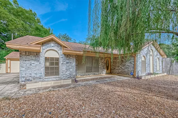 La Marque, TX 77568,1221 Veronica ST