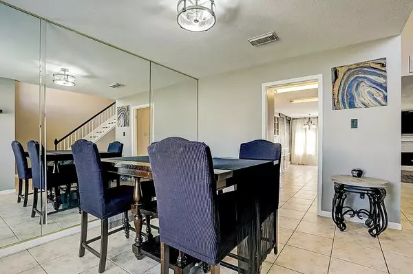 League City, TX 77573,3005 Wood Hollow DR