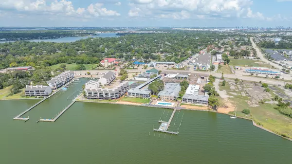 Seabrook, TX 77586,3535 Nasa Rd 1 #9