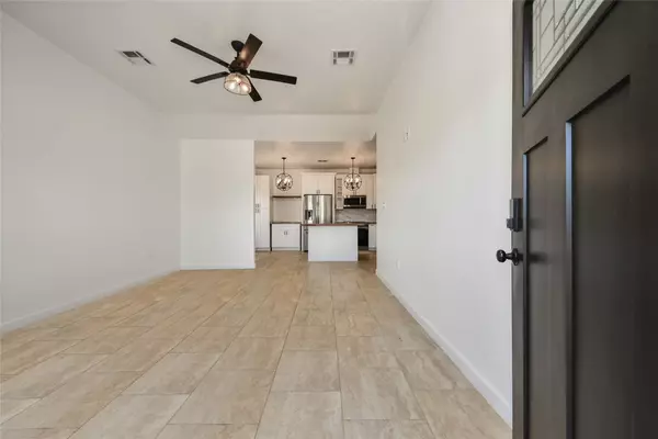 Cleveland, TX 77327,450 Road 5512