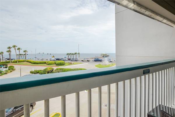 6102 Seawall BLVD #257, Galveston, TX 77551