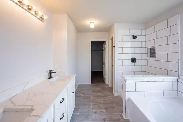 Fresno, TX 77545,4034 Jan ST
